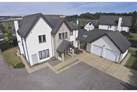 House for sale in Dundee